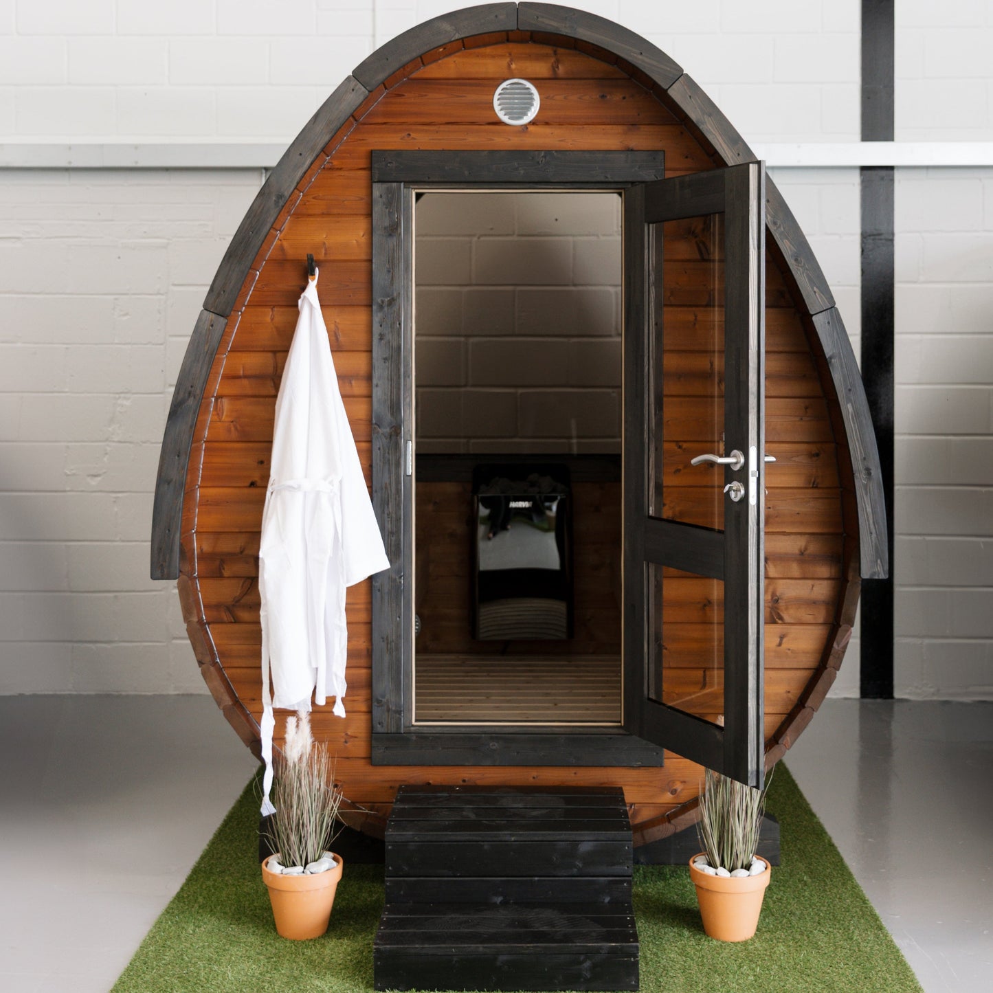 The Hot Pod Muna Egg Sauna