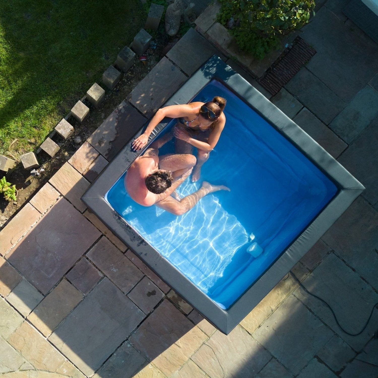 Wave Square Hot Tubs