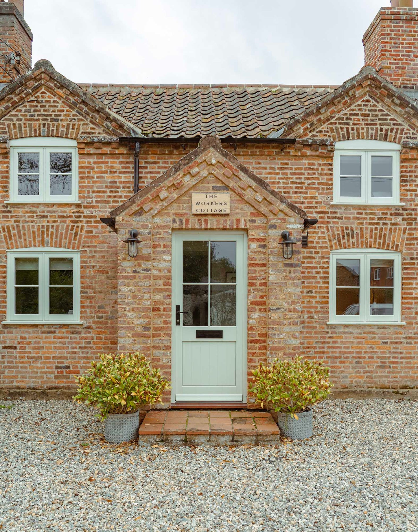 From The Anvil Avon Lever Espag. Lock Set