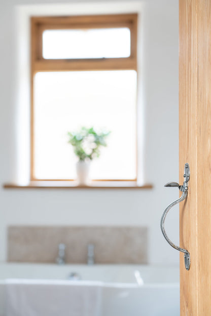 From The Anvil Screw On Staple