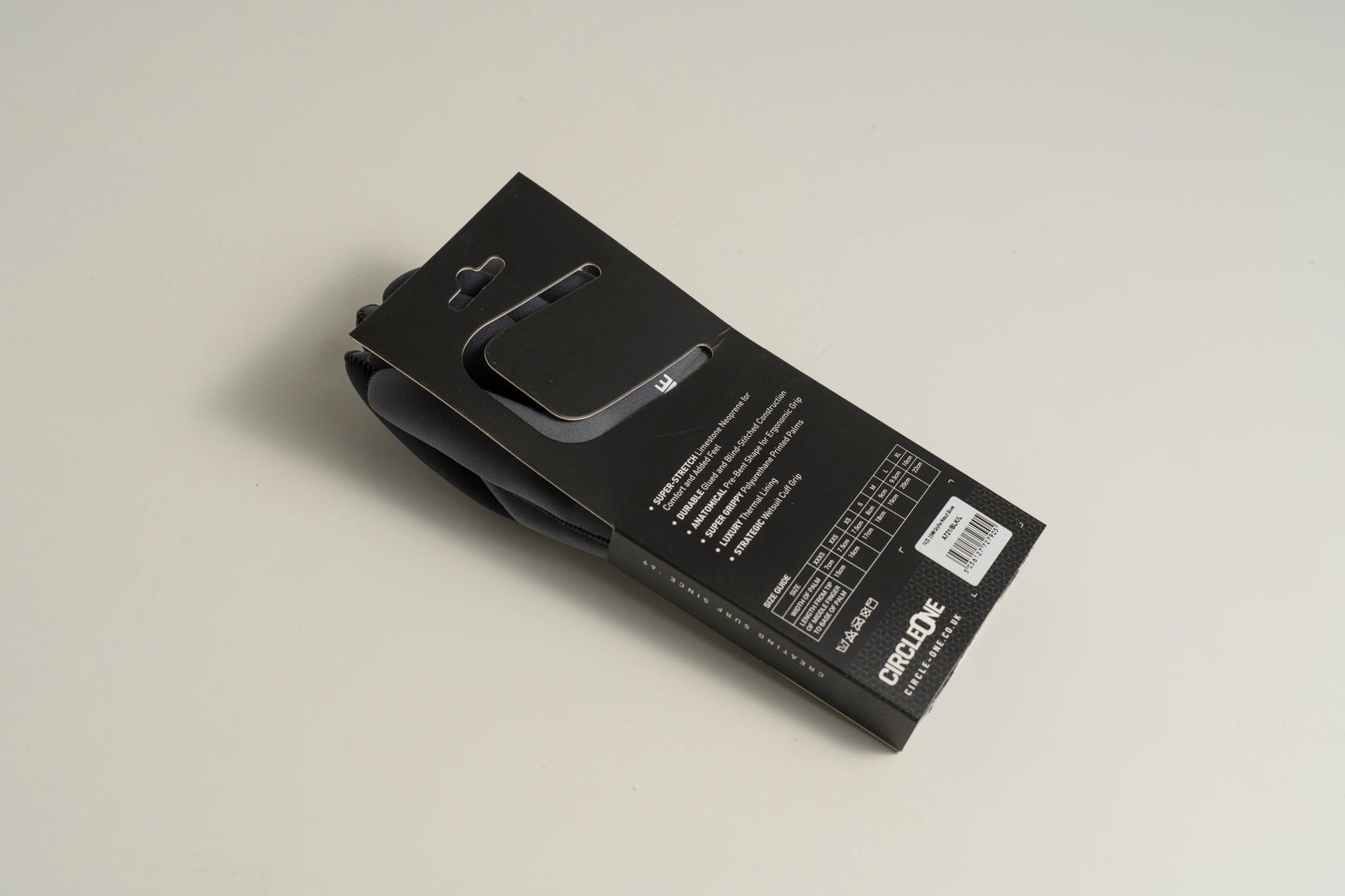 3mm Adult FAZE Wetsuit Glove with Gripflex - Hot Tub Shop