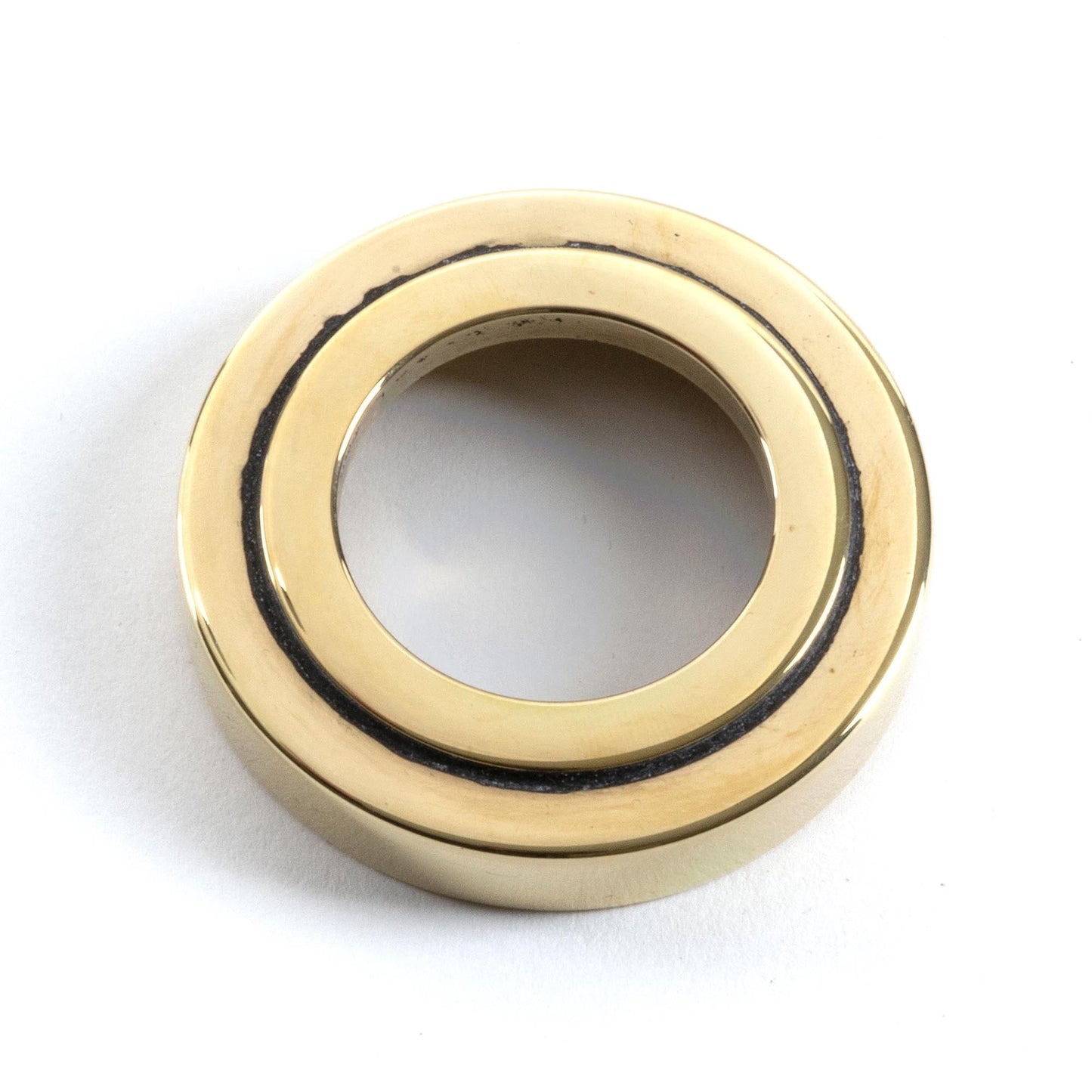 From The Anvil Avon Round Lever On Rose Set (Sprung) - Hot Tub Shop