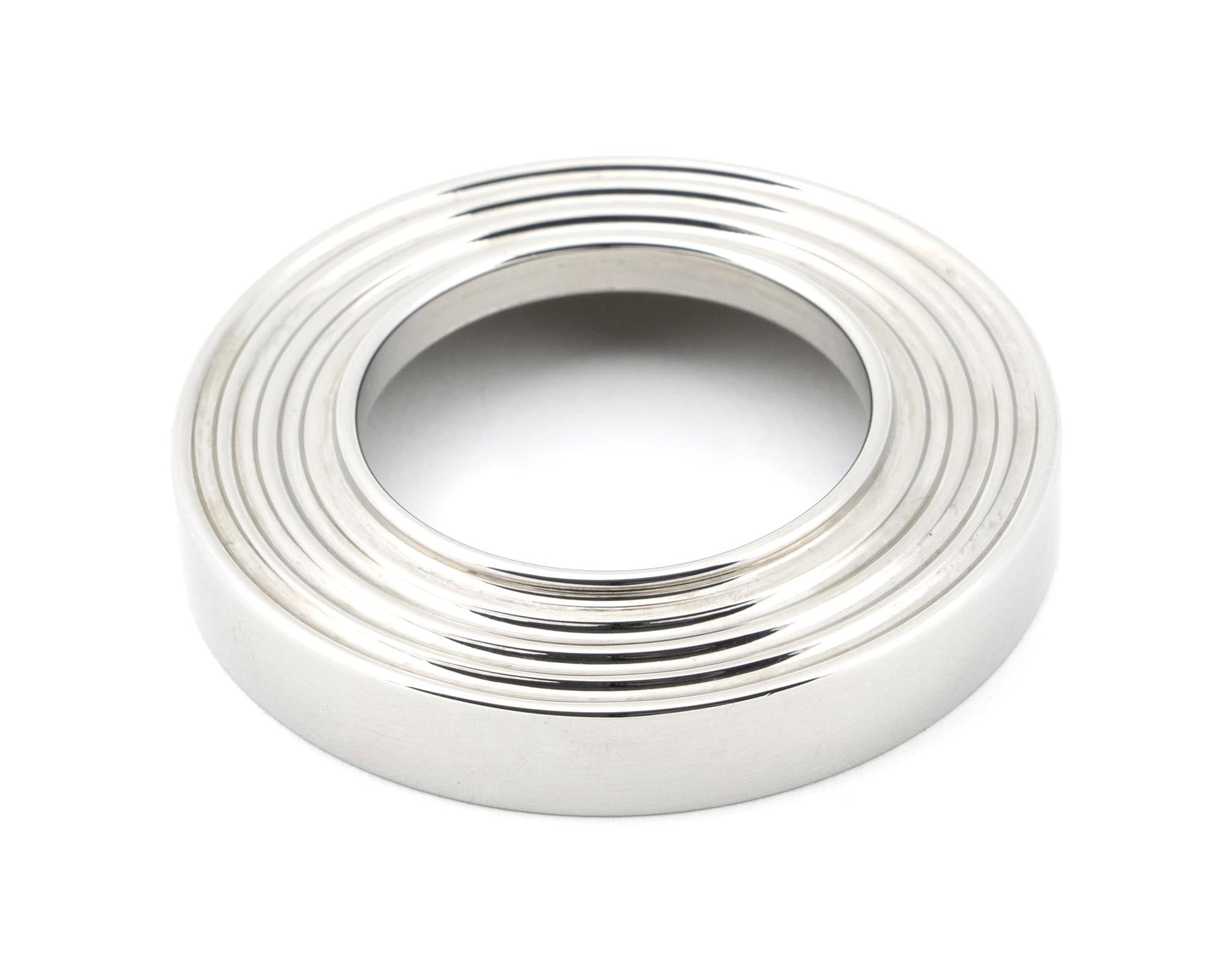 From The Anvil Avon Round Lever On Rose Set (Sprung) - Hot Tub Shop