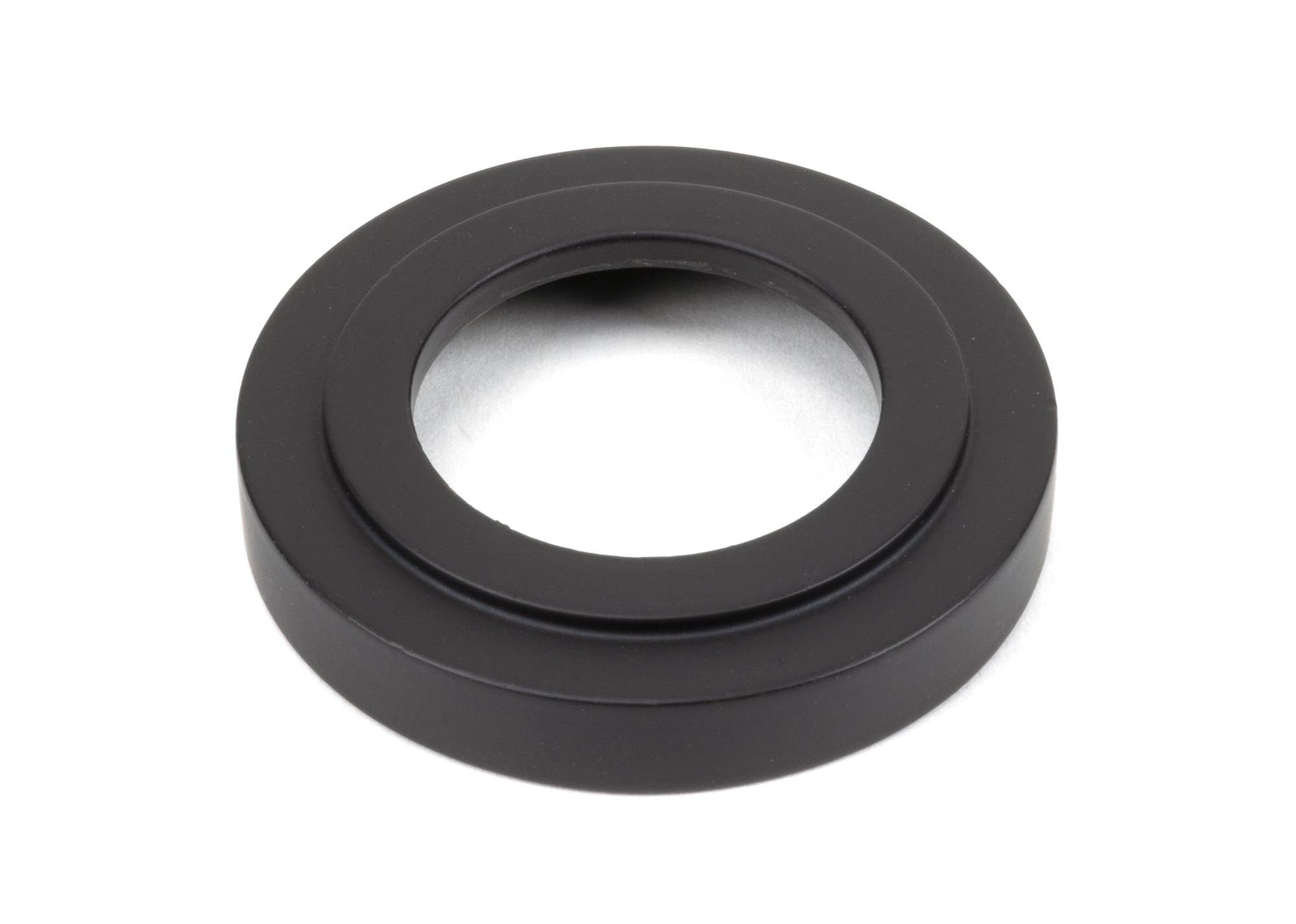 From The Anvil Avon Round Lever On Rose Set (Sprung) - Hot Tub Shop