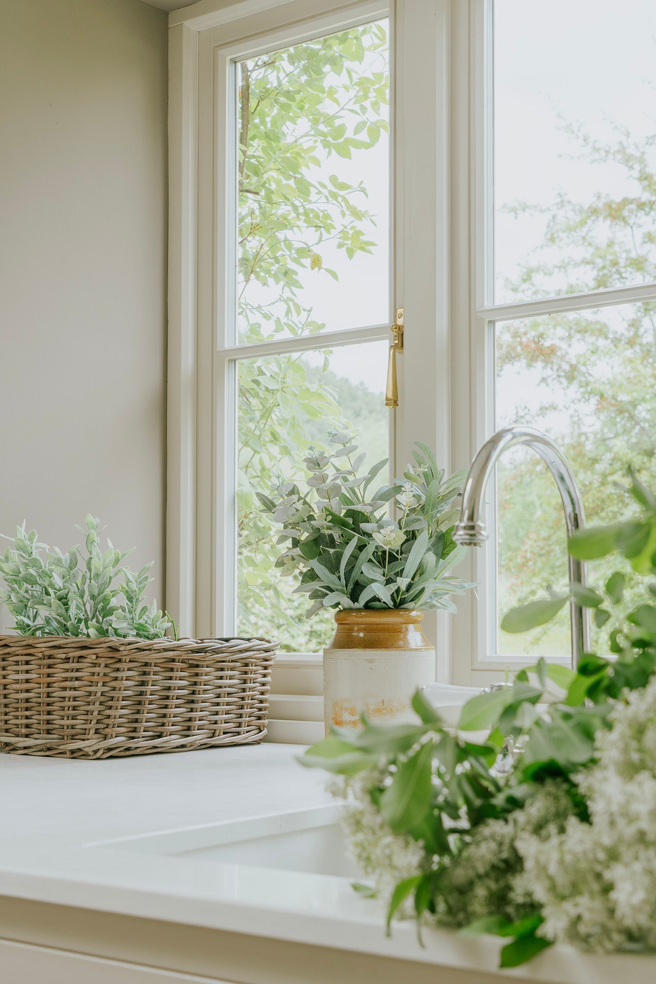 From The Anvil Avon Espag