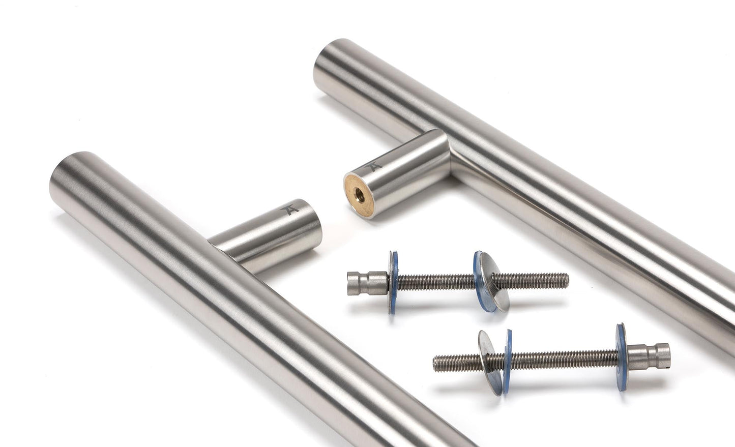 From The Anvil T Bar Handle B2 B Fix 32mm Dia