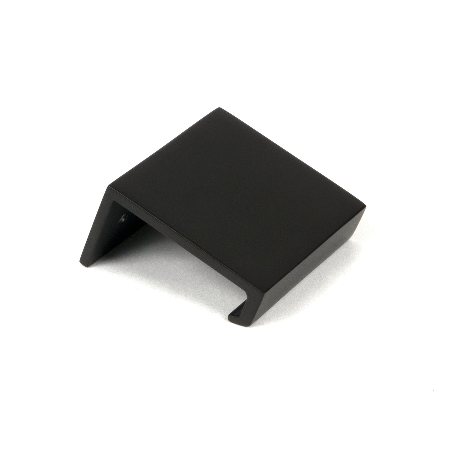 From The Anvil Plain Edge Pull