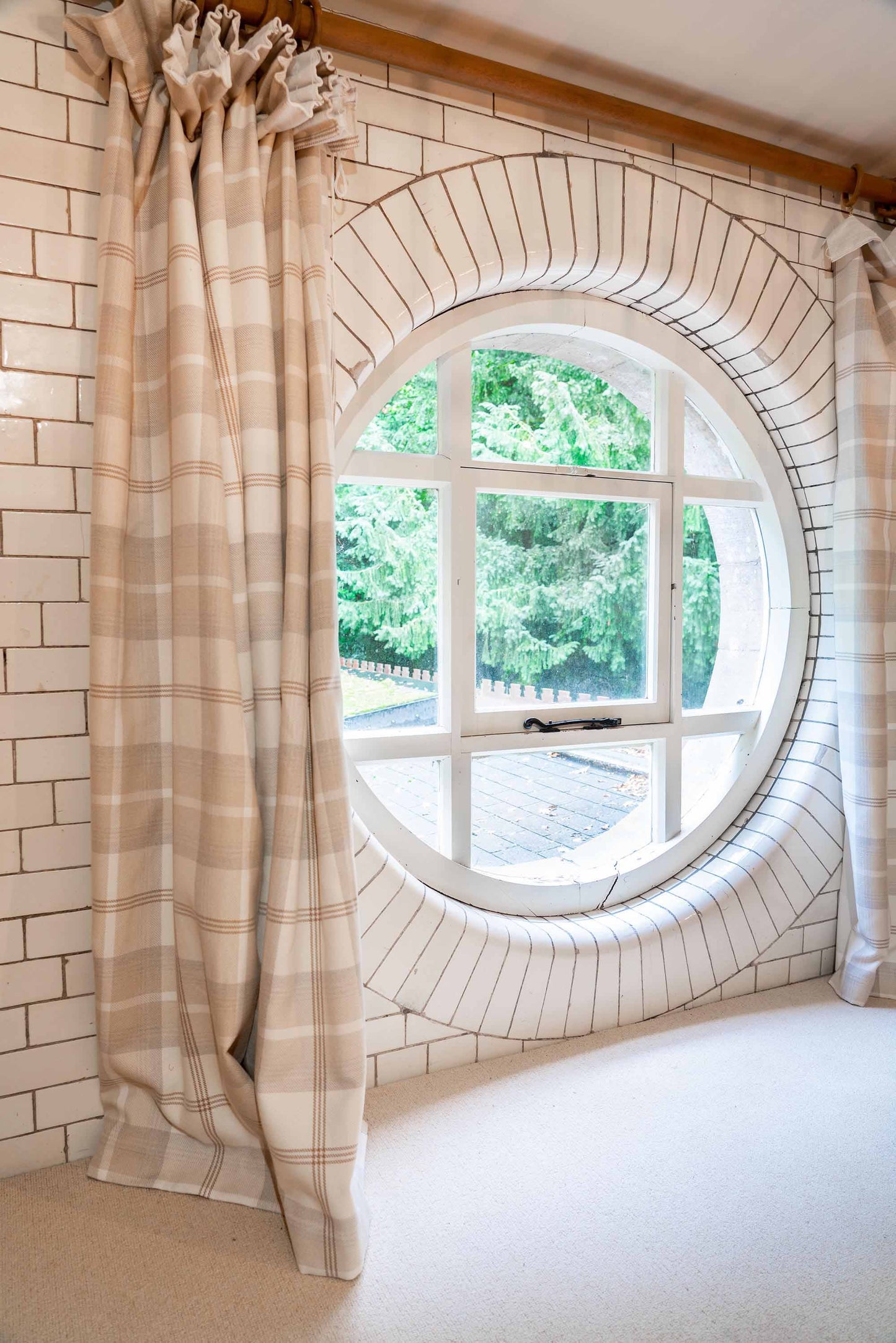 From The Anvil Rosehead Stay