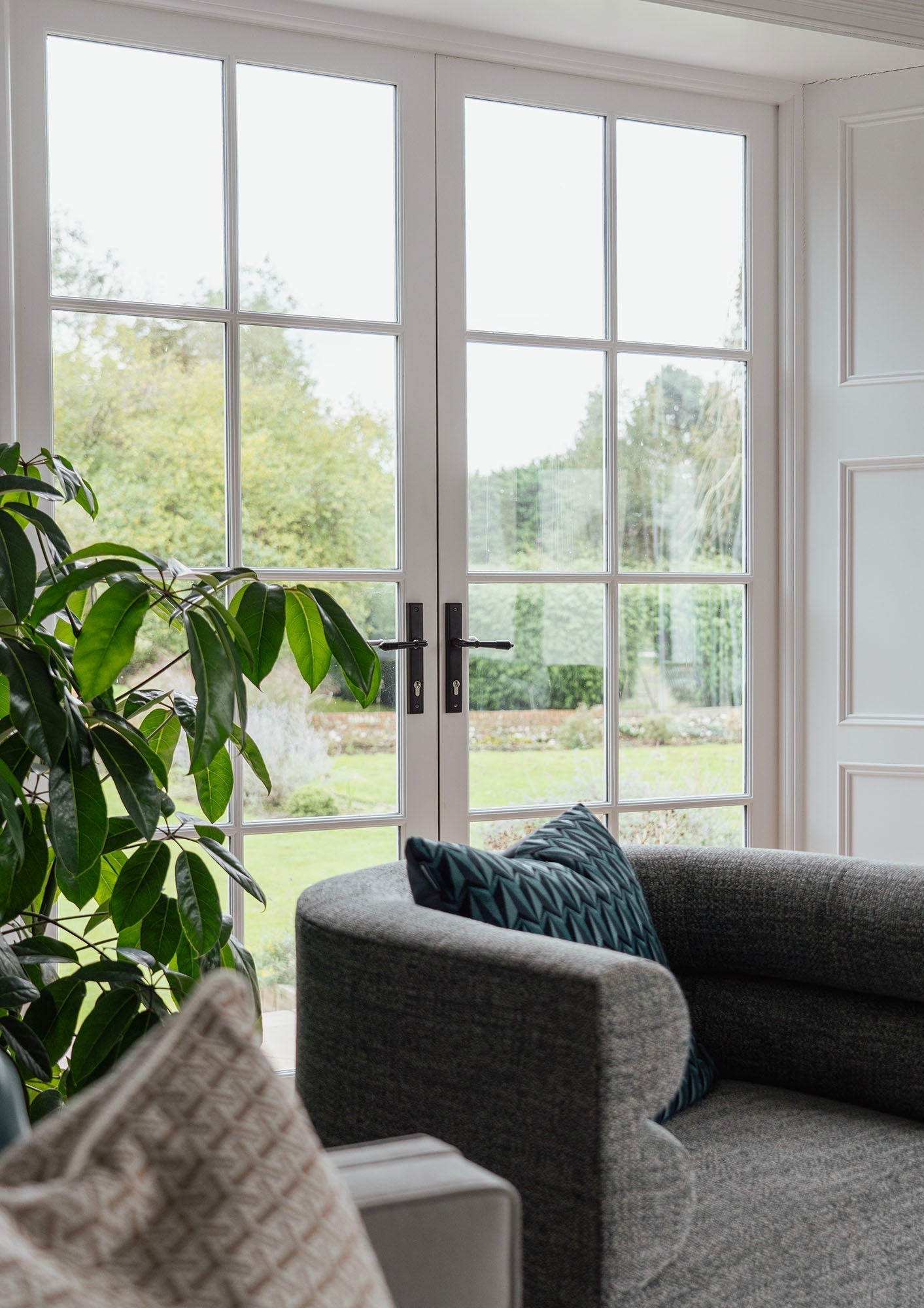 From The Anvil Reeded Slimline Lever Espag. Lock Set