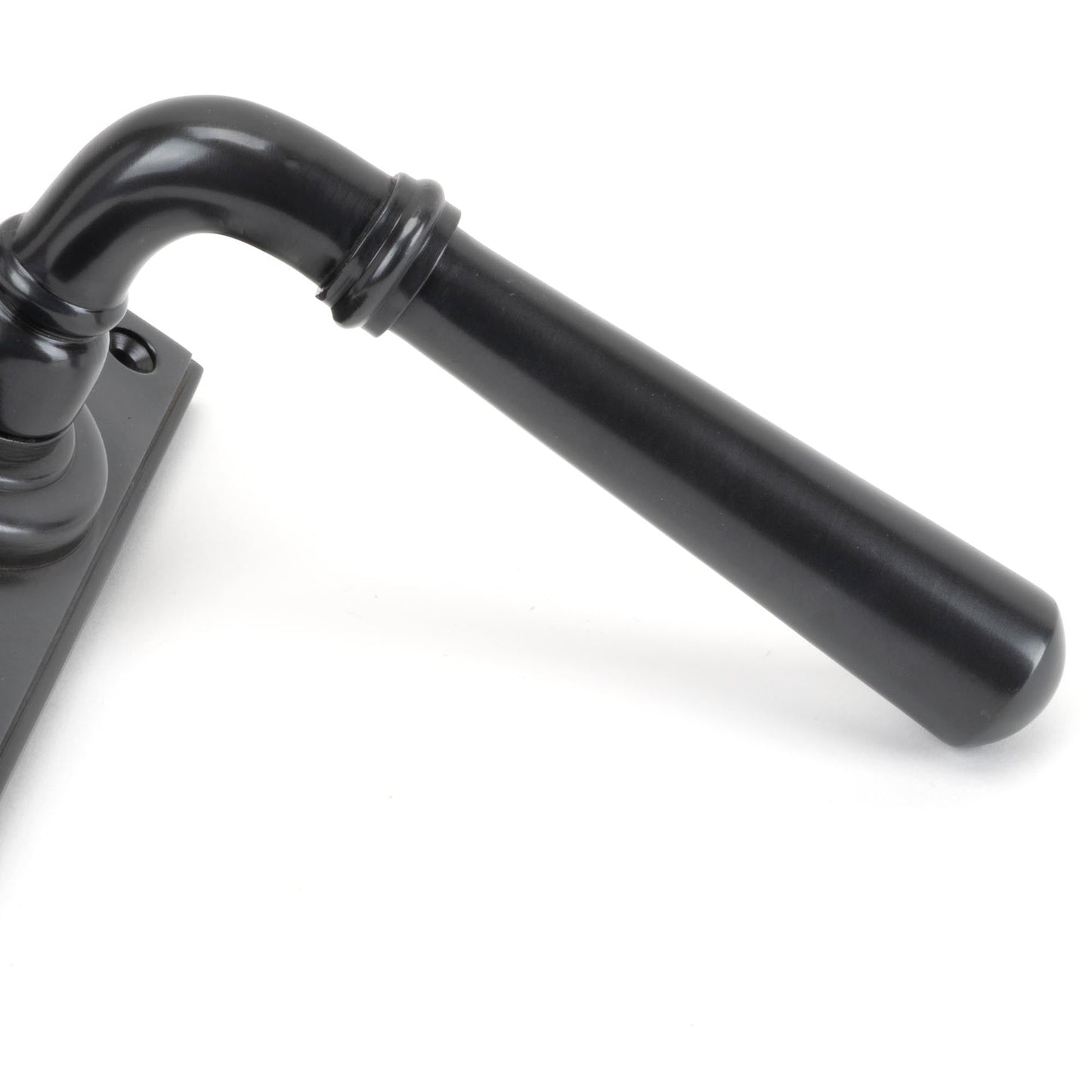 From The Anvil Newbury Lever Latch Set