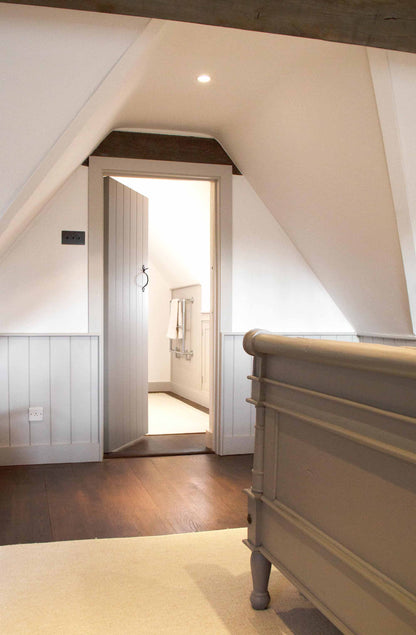 From The Anvil Screw On Staple