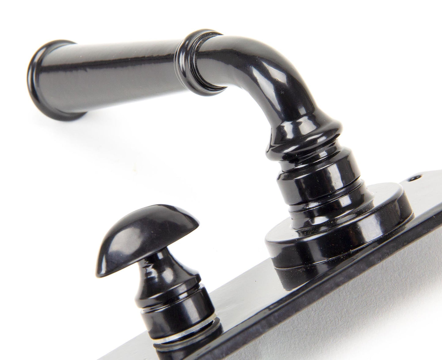From The Anvil Regency Lever Bathroom Set