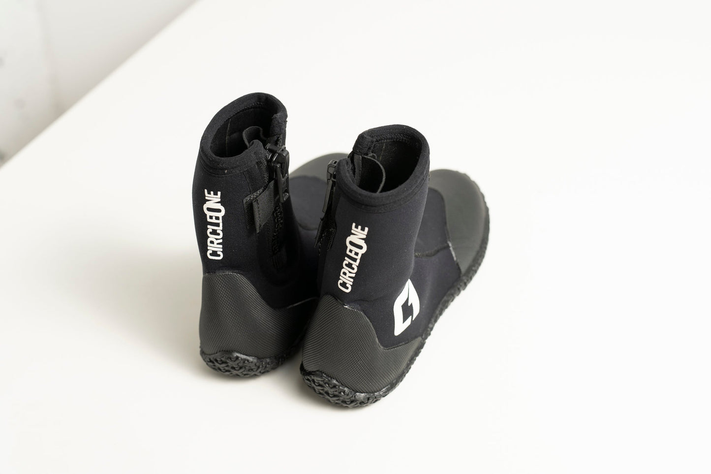 5mm ARC Adult Winter Zipped Wetsuit Boots - Hot Tub Shop