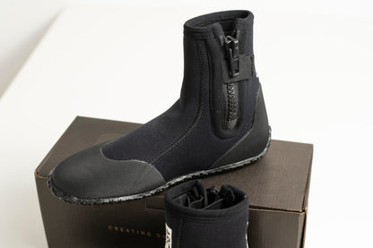 5mm ARC Adult Winter Zipped Wetsuit Boots - Hot Tub Shop