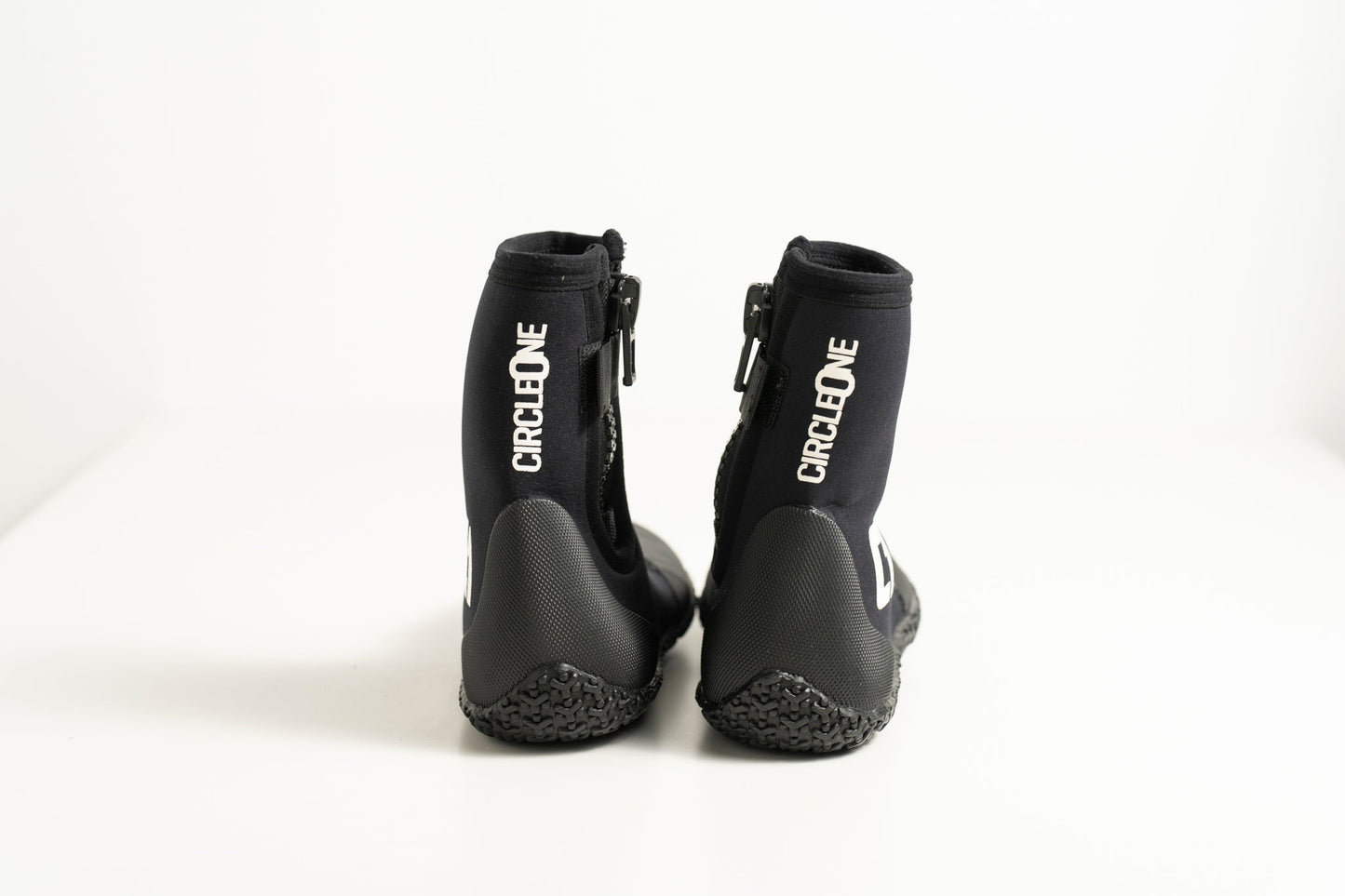 5mm ARC Adult Winter Zipped Wetsuit Boots - Hot Tub Shop