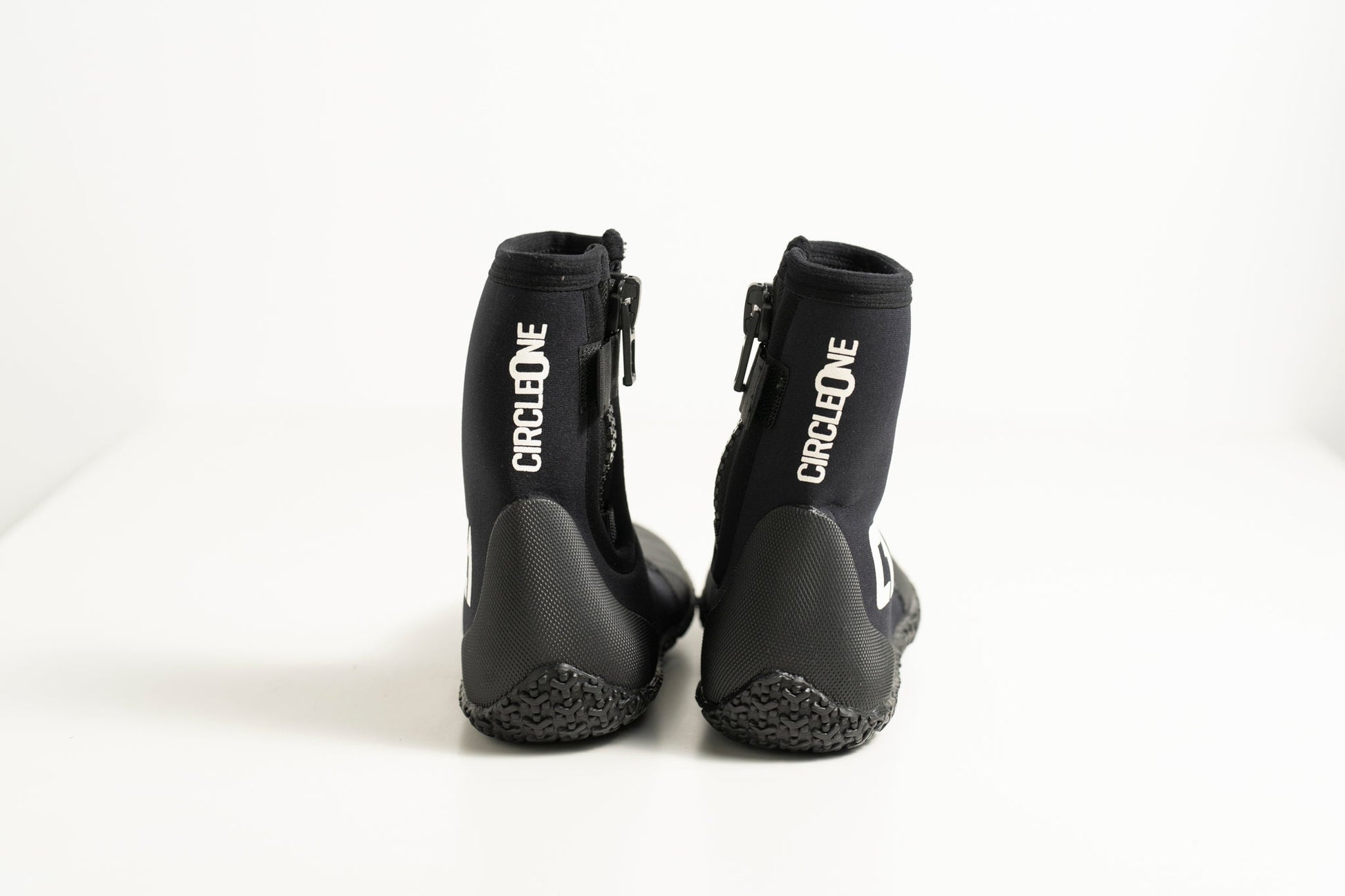 5mm ARC Adult Winter Zipped Wetsuit Boots - Hot Tub Shop