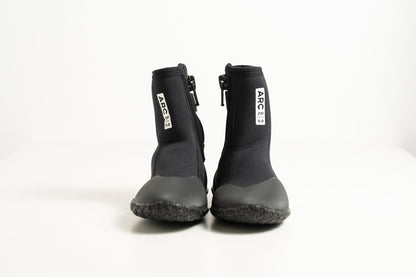 5mm ARC Adult Winter Zipped Wetsuit Boots - Hot Tub Shop