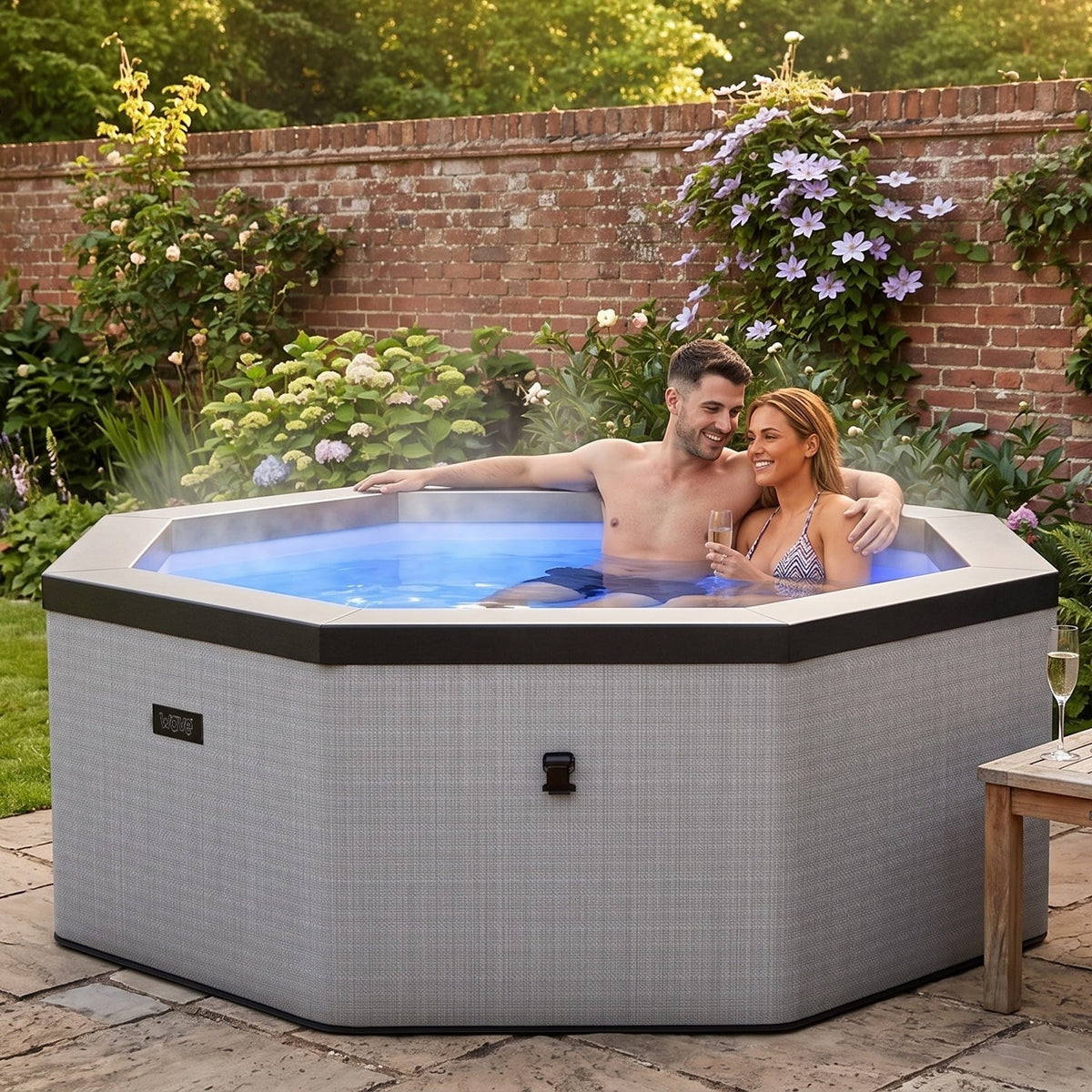 Como | 6-Person Eco Foam Hot Tub | Built-In Integrated Heater | UKCA
