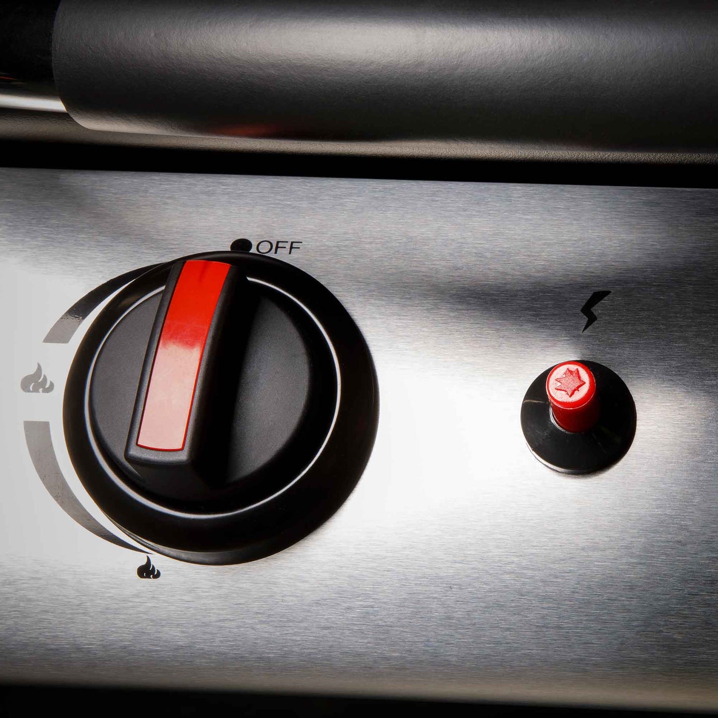 Dellonda 4 Burner Gas BBQ With Cover - Black & Stainless Steel