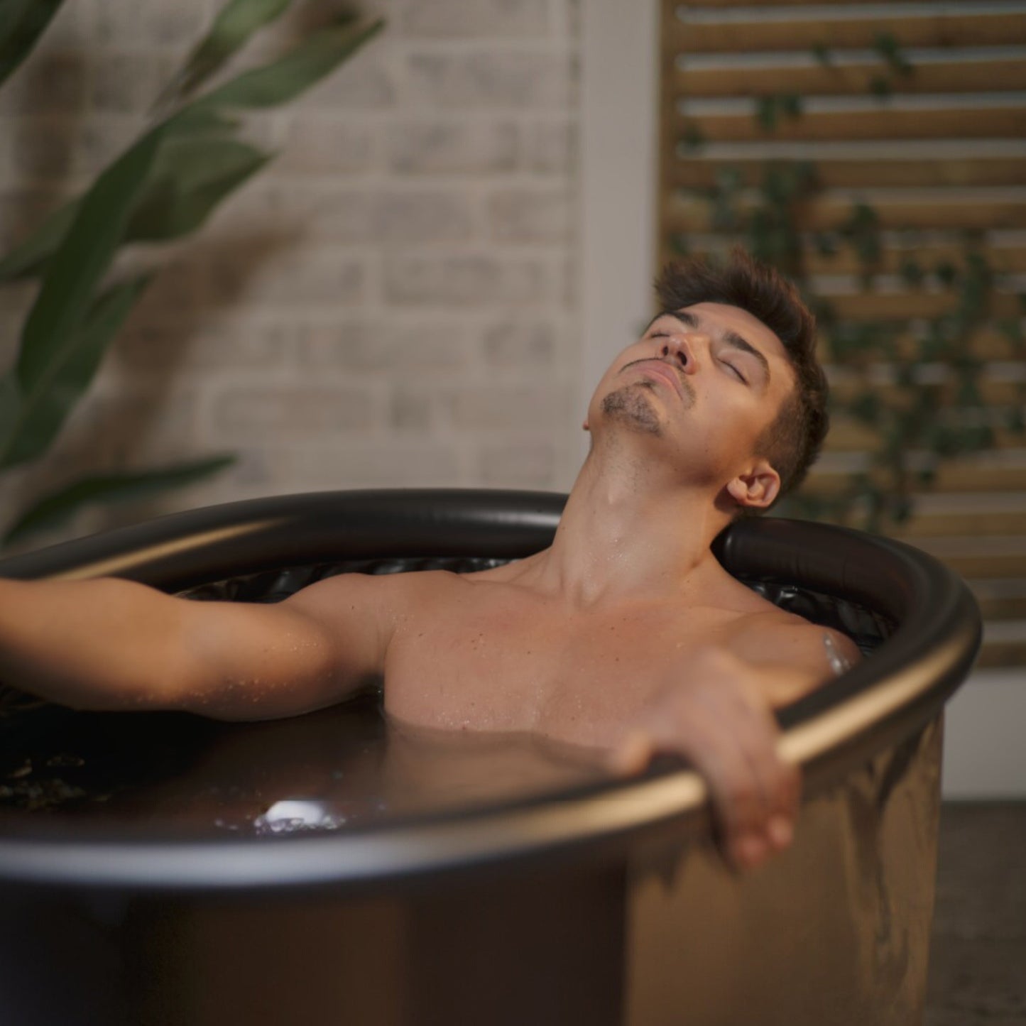 Ice Bath (White Top) - Hot Tub Shop