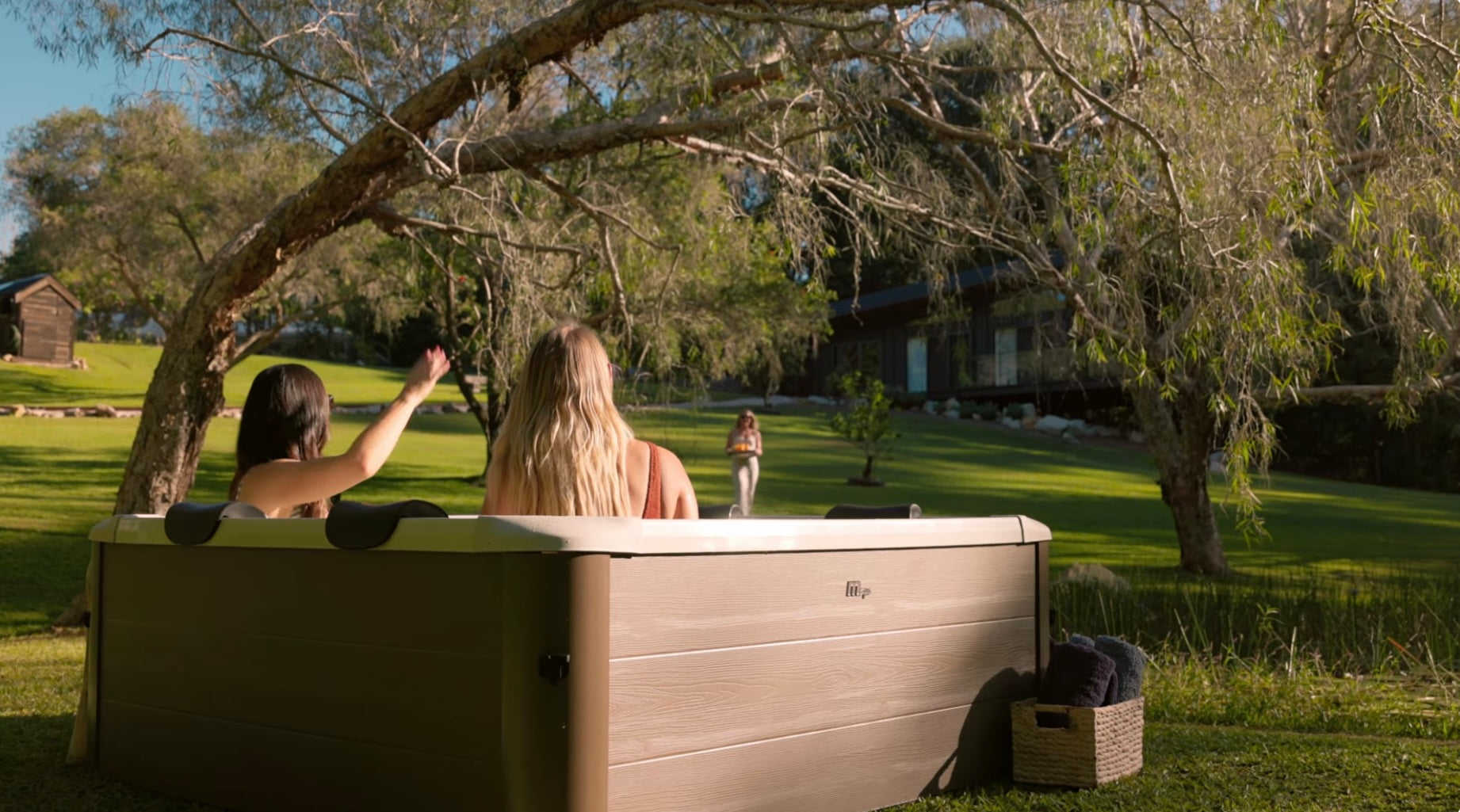 MSpa Oslo Aero Plus XL Portable Hard Frame Hot Tub - Amber - Hot Tub Shop