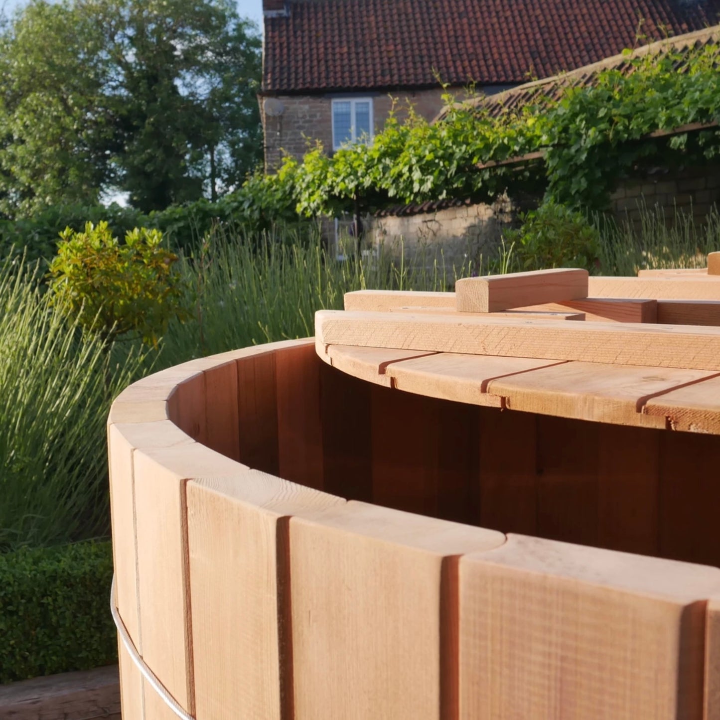 Embercraft Pine 6 Person Wood-Fired Hot Tub - Flat Packed