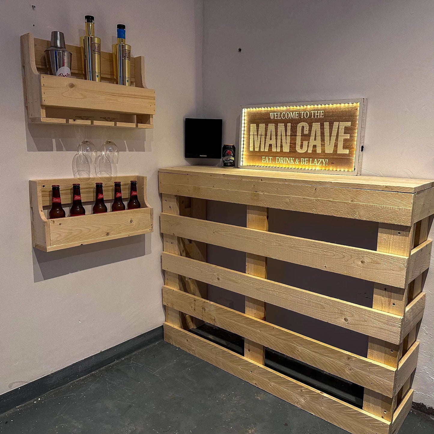 Rustic Wooden Pallet Style Bar - Hot Tub Shop