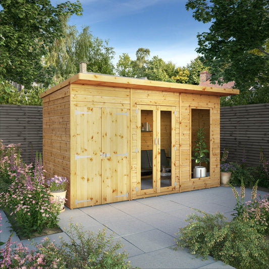 Maine Summerhouse with Side Shed