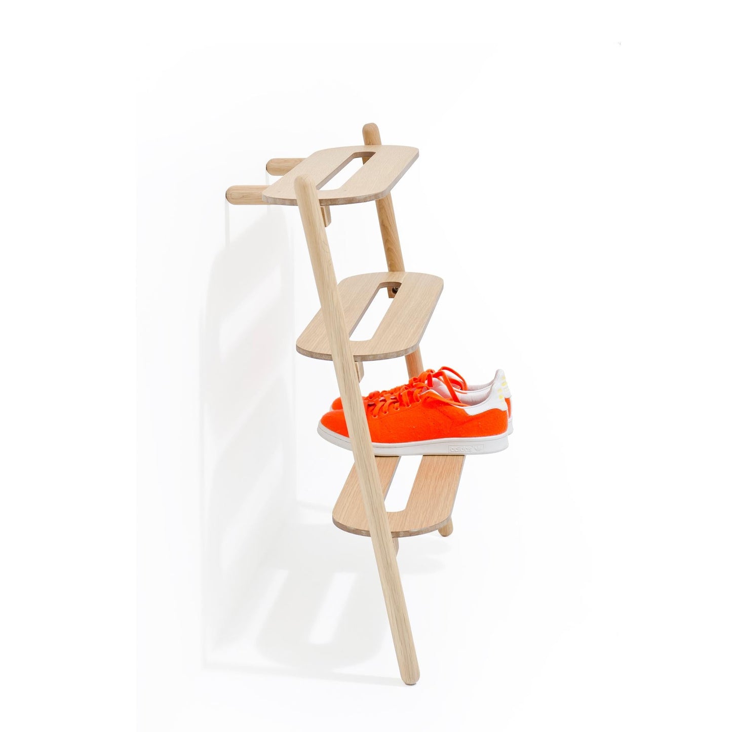 Wireworks Shoe Rack Heel Bar Oak