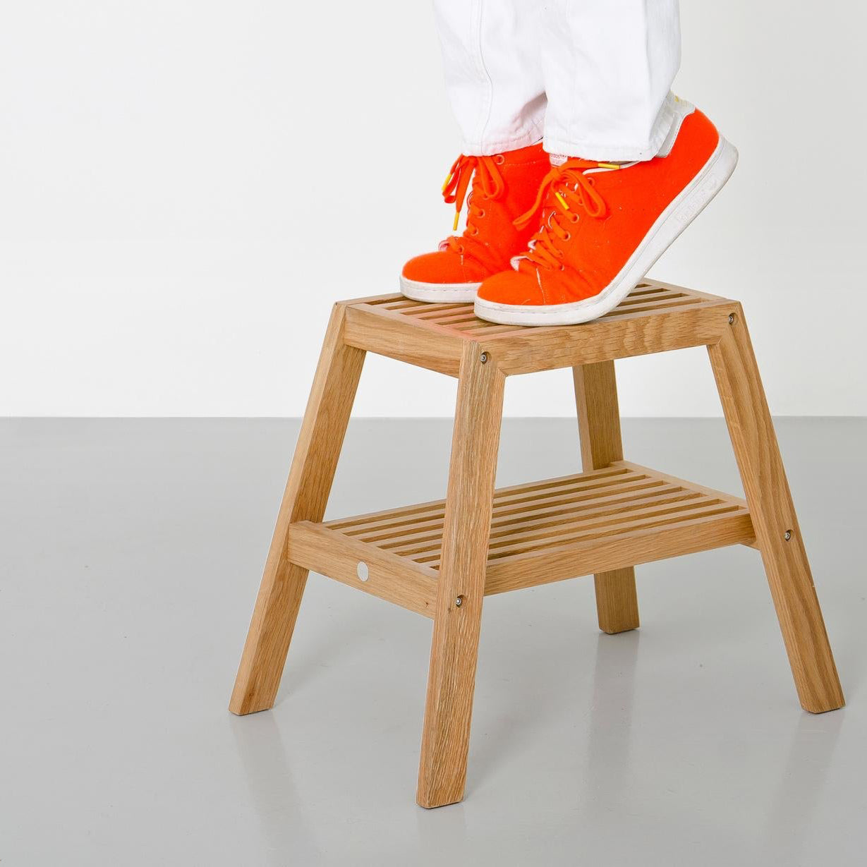 Wireworks Slatted Stool Oak